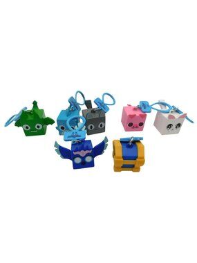 Lot of 7 PhatMojo Pet Simulator X Plastic Toy Keychains Clips Dog Pig No Codes